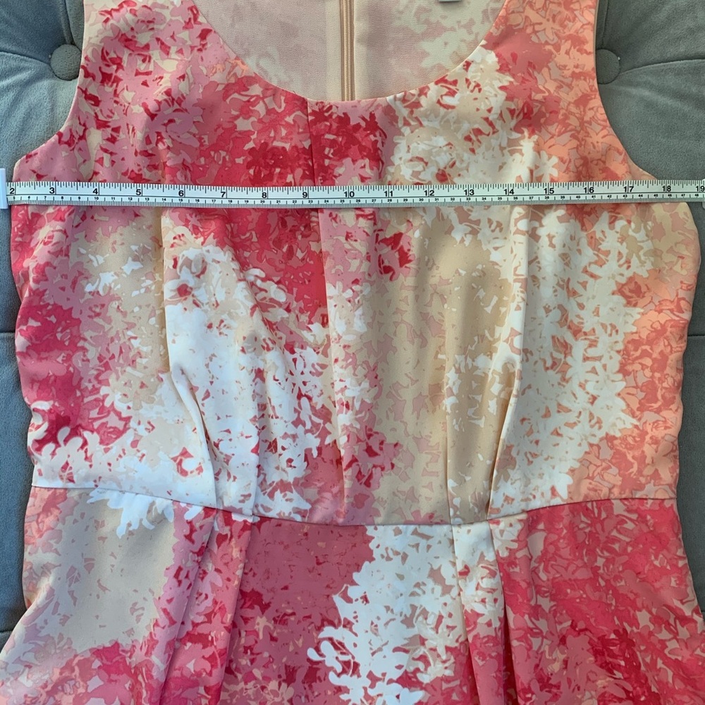 Loft Dress - Picture 2 of 7